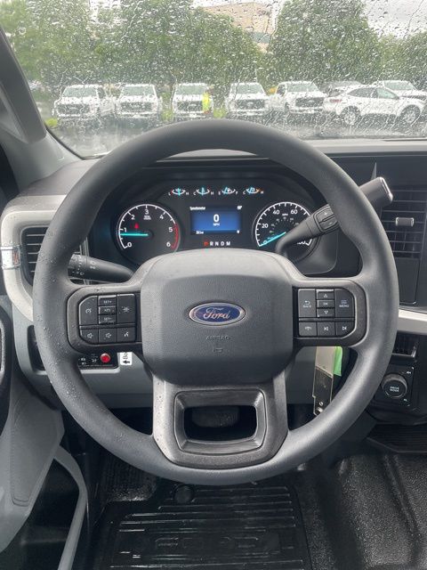 2025 Ford F-550 Super Duty 