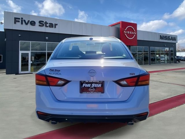 New 2025 Gray Nissan 2.5 SR image 3