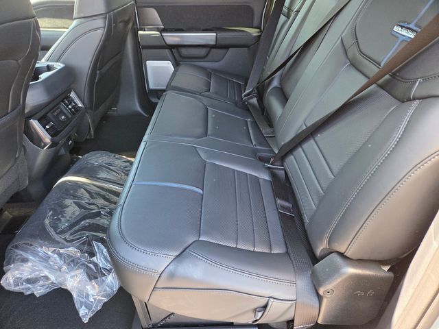 New 2026 Ford Super Duty F-350 Crew Cab 8' Box Platinum