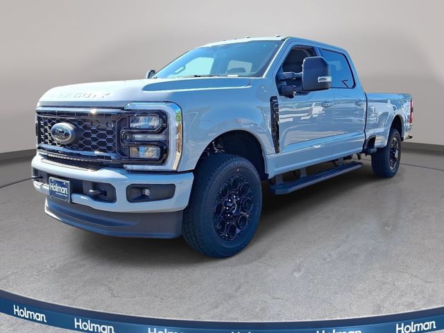 Avalanche 2026 Ford F-250 Super Duty Pickup Truck Four-Wheel Drive Automatic