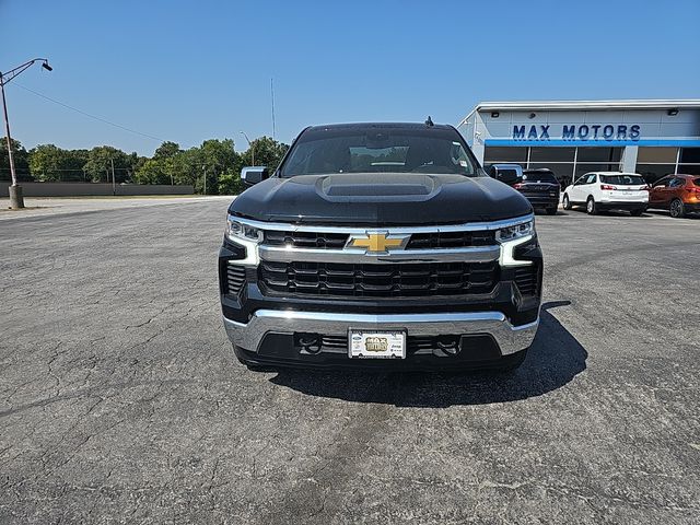 Used 2024 Chevrolet Silverado 1500 LT with VIN 1GCUDDED3RZ101311 for sale in Kansas City