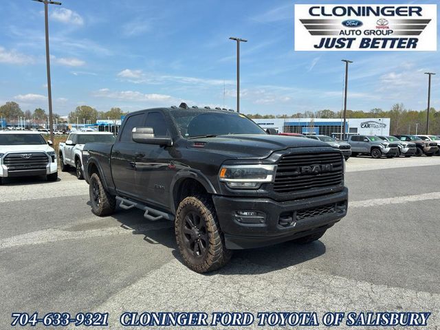 Diamond Black Crystal Pearlcoat 2020 RAM 3500 Laramie Crew Cab 4WD Pickup Truck Four-Wheel Drive 6-Speed Automatic