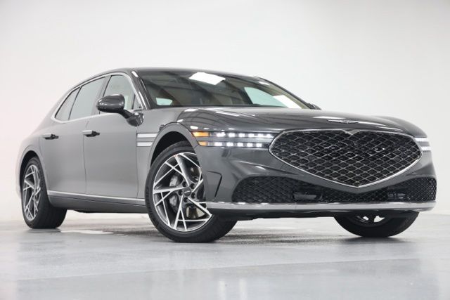 Makalu Gray 2026 Genesis G90 Sedan All-Wheel Drive 8-Speed Automatic