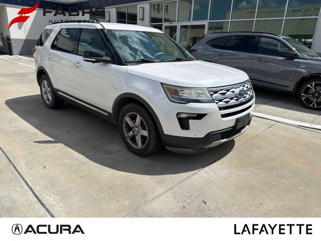 White Platinum Metallic Tri-Coat 2018 Ford Explorer SUV / Crossover Front-Wheel Drive 6-Speed Automatic