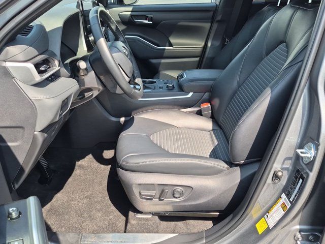 Used 2026 Toyota Highlander SUV