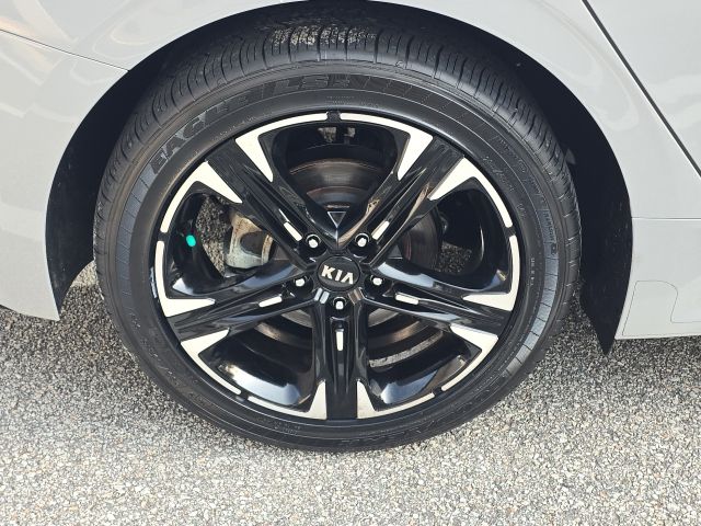 2021 Kia K5 GT-Line:B02455