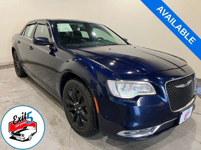 Jazz Blue Pearlcoat 2016 Chrysler 300 Limited AWD Sedan All-Wheel Drive 8-Speed Automatic