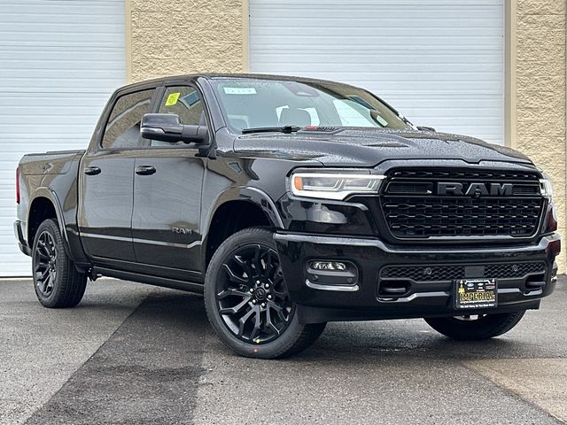 Diamond Black Crystal Pearlcoat 2026 RAM 1500 Limited Crew Cab 4WD Pickup Truck Four-Wheel Drive 8-Speed Automatic