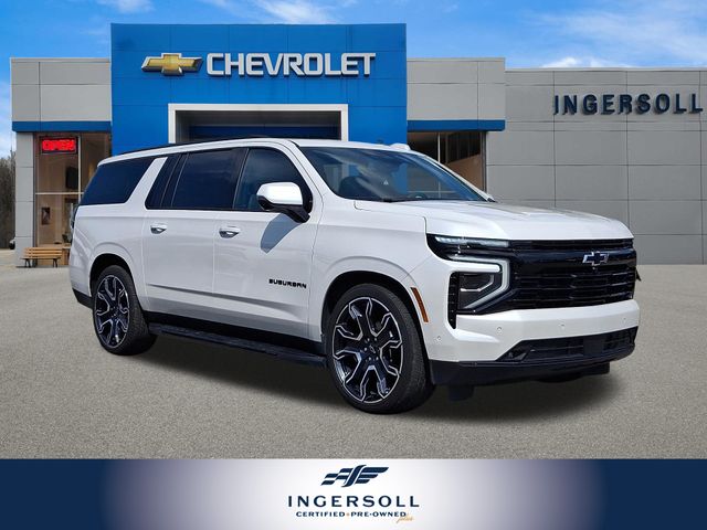 White (Iridescent Pearl Tricoat) 2025 Chevrolet Suburban SUV / Crossover Four-Wheel Drive