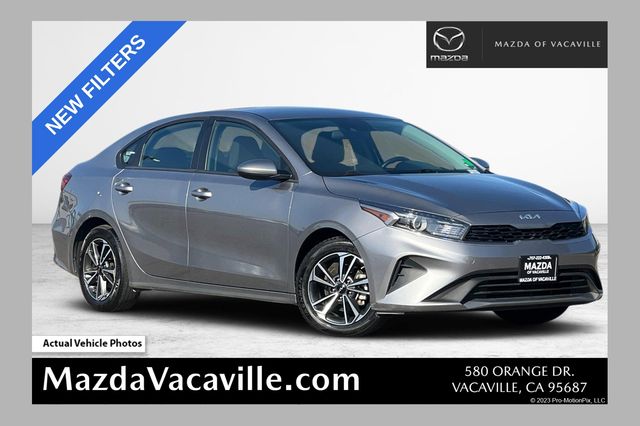 2024 Kia Forte LXS FWD