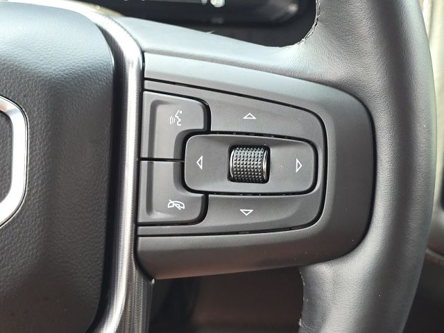 2023 GMC Yukon Denali Ultimate:C02667