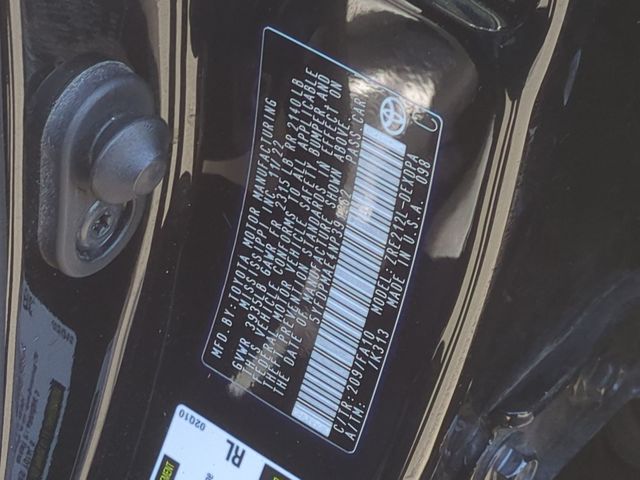 Used 2022 Black Toyota L image 26