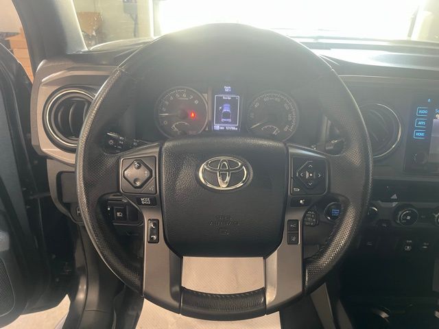 2018 Toyota Tacoma TRD Sport photo
