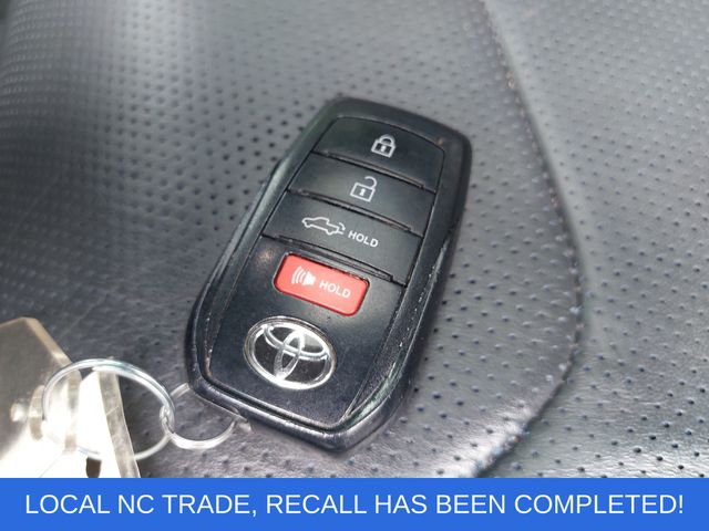 Used 2022 Black Toyota Platinum image 35