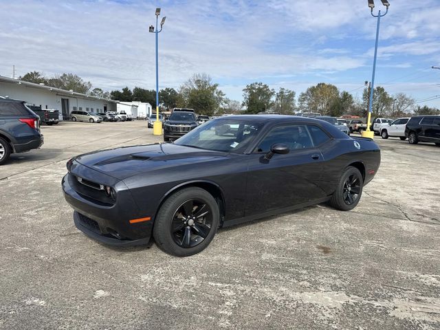 2019 Dodge Challenger SXT RWD