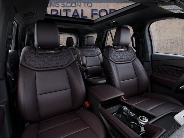 New 2027 White Ford Platinum image 10