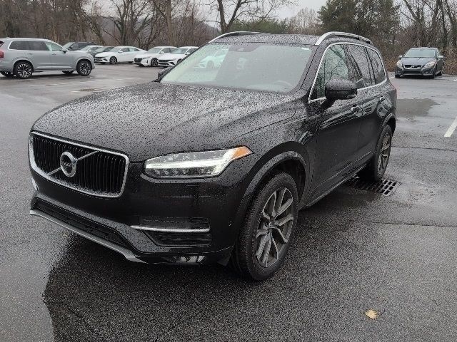 2016 Volvo XC90 T6 Momentum AWD