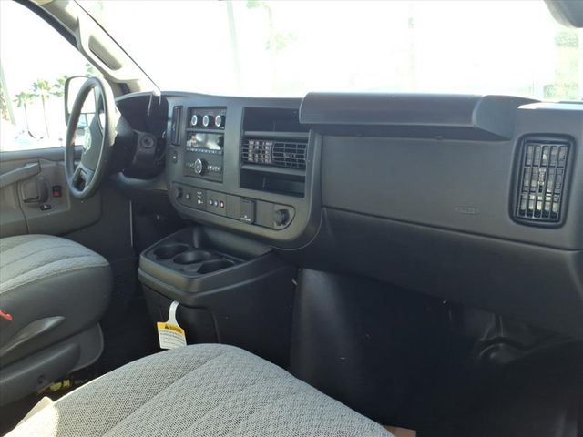 2025 Chevrolet Express Cargo Work Van - Photo 15