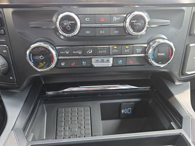 New 2026 Avalanche Ford F-250® Lariat® image 24