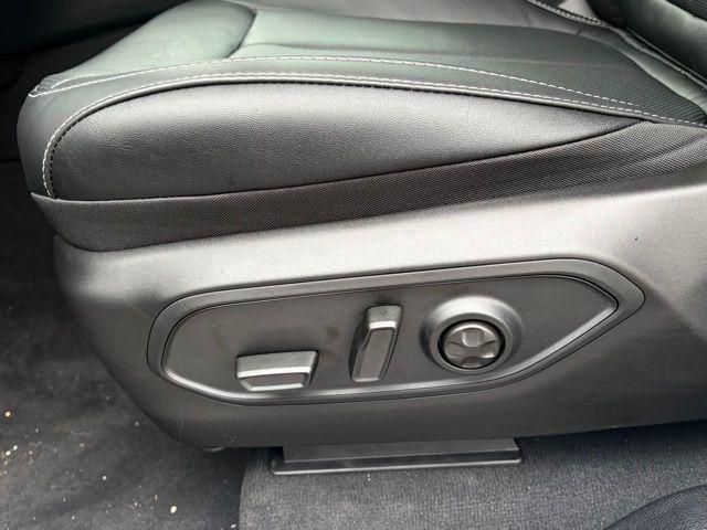 new 2026 Jeep Grand Cherokee car, priced at $45,400