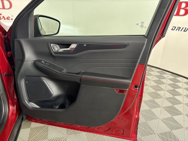 2025 Rapid Red Metallic Tinted Clearcoat Ford Escape ST-Line Select AWD SUV