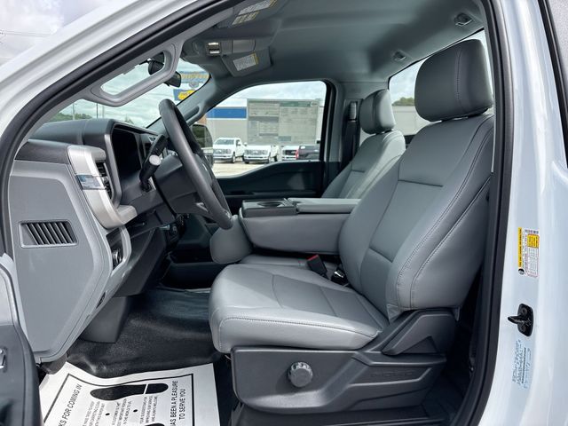 New 2026 Oxford White Ford F-250® XL image 11