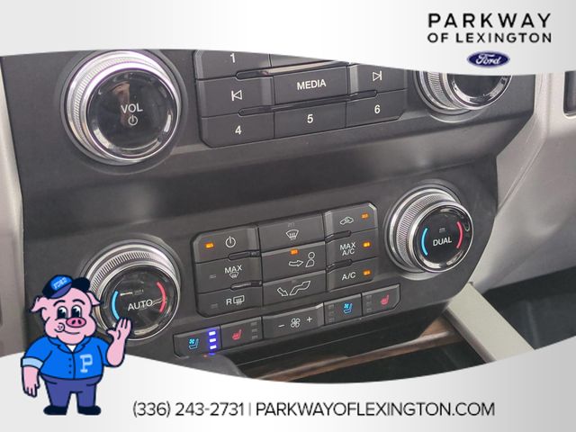 Used 2020 Black Ford Lariat image 25