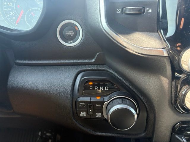 2019 Diamond Black Crystal Pearlcoat Ram 1500 Big Horn/Lone Star 4X4 Truck