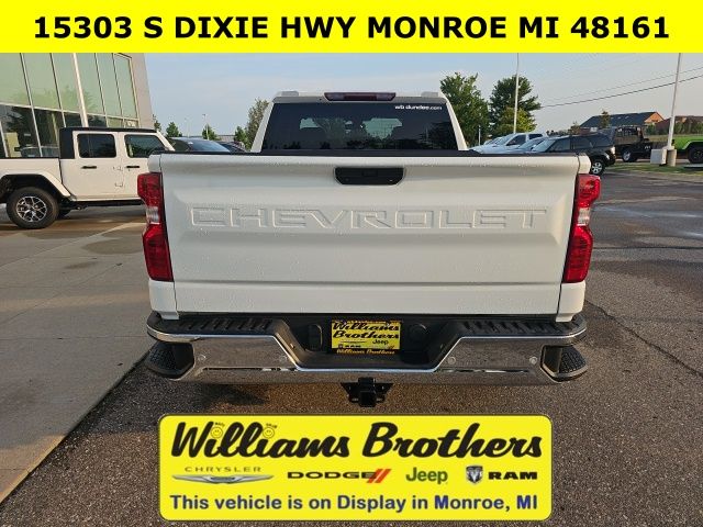 2020 Chevrolet Silverado 1500 LT - Summit White exterior view 6