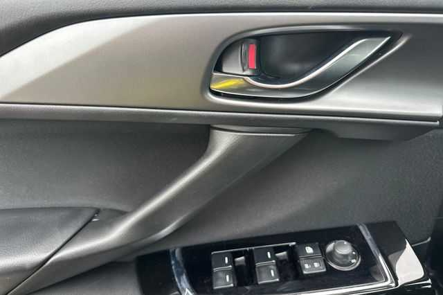 Used 2022 Jet Black Mica Mazda Sport image 12