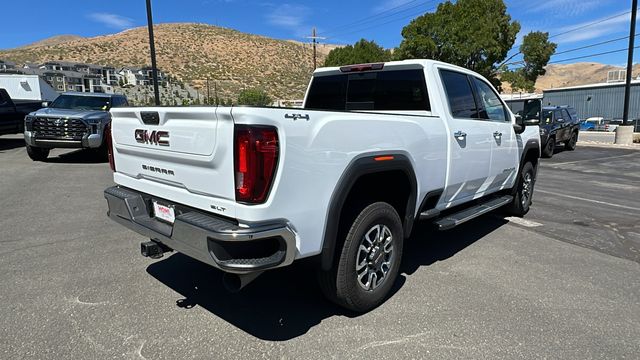 2022 GMC Sierra 3500HD SLT 3