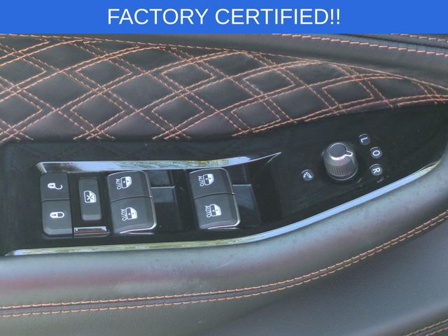 Used 2024 Black Jeep Summit Reserve 4xe image 14
