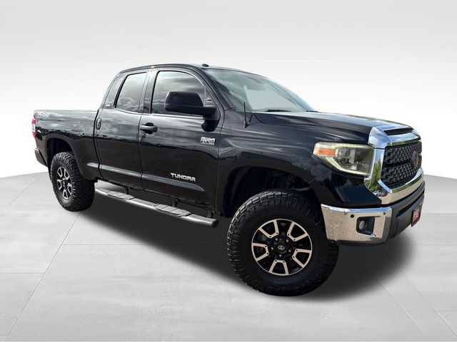 Midnight Black Metallic 2018 Toyota Tundra Pickup Truck Four-Wheel Drive 6-Speed Automatic Overdrive