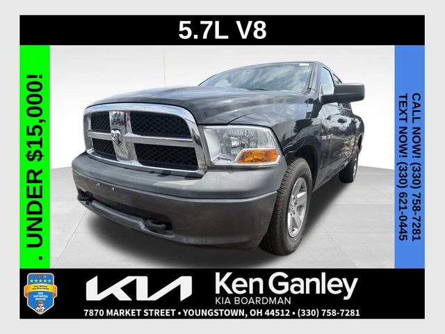 Brilliant Black Crystal Pearlcoat 2010 Dodge RAM 1500 Pickup Truck 4X2 5-Speed Automatic