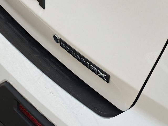 2025 Toyota Sequoia SR5 - Photo 9