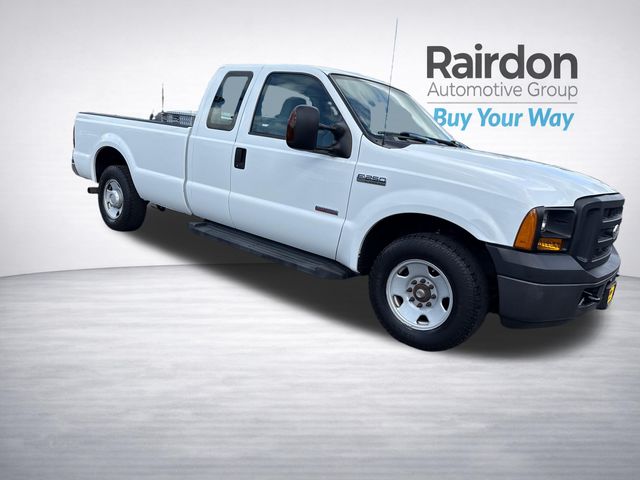 2007 Ford F-250 Super Duty XL Super Cab RWD