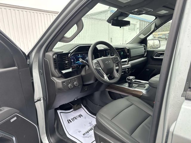 2026 Chevrolet Silverado 1500 - Image 12