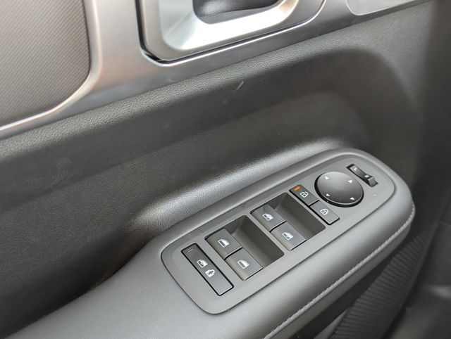 New 2026 Gray Hyundai SEL image 11