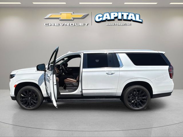 Used 2024 Beige Chevrolet High Country image 9