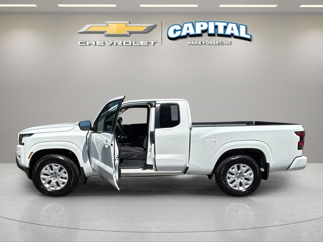 Used 2024 White Nissan SV image 9