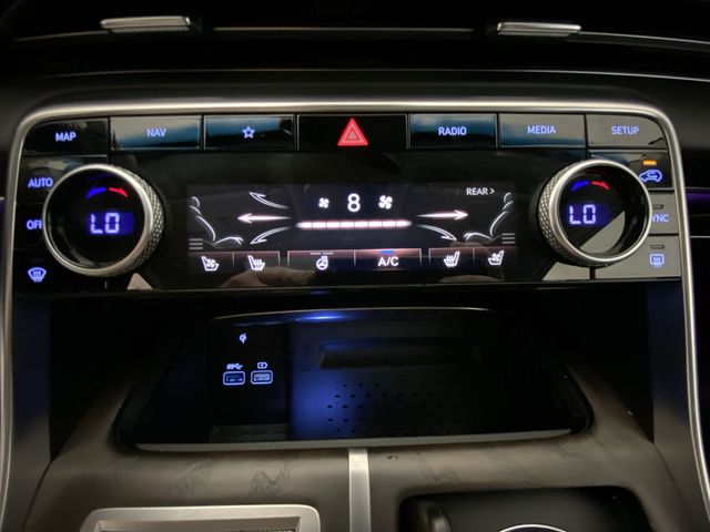 Used 2024 Silver Genesis 3.5T Advanced image 19