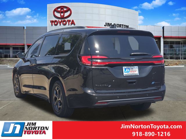 Used 2021 Chrysler Pacifica Hybrid Van