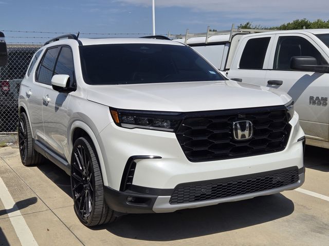 White 2024 Honda Pilot SUV / Crossover All-Wheel Drive Automatic