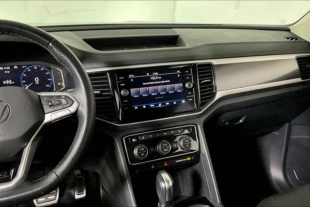 2021 Volkswagen Atlas 3.6L V6 SEL Premium R-Line photo