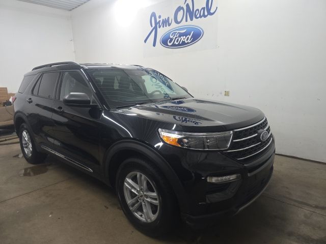 Black Metallic 2024 Ford Explorer SUV / Crossover All-Wheel Drive Automatic