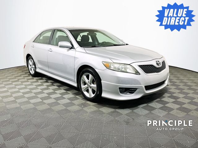 Classic Silver Metallic 2010 Toyota Camry Sedan Front-Wheel Drive 6-Speed Automatic Overdrive