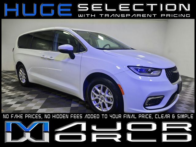 2023 Chrysler Pacifica Touring L FWD
