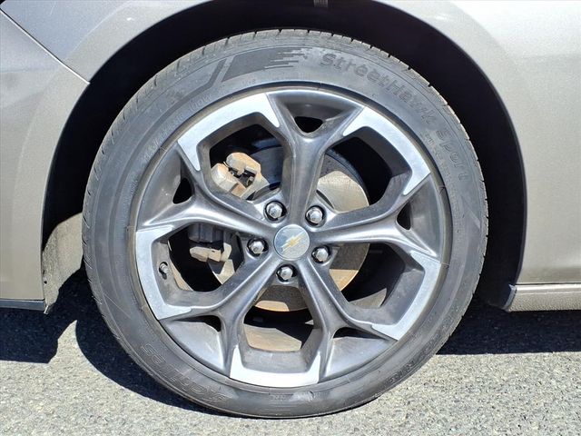 2023 Chevrolet Malibu - Image 10