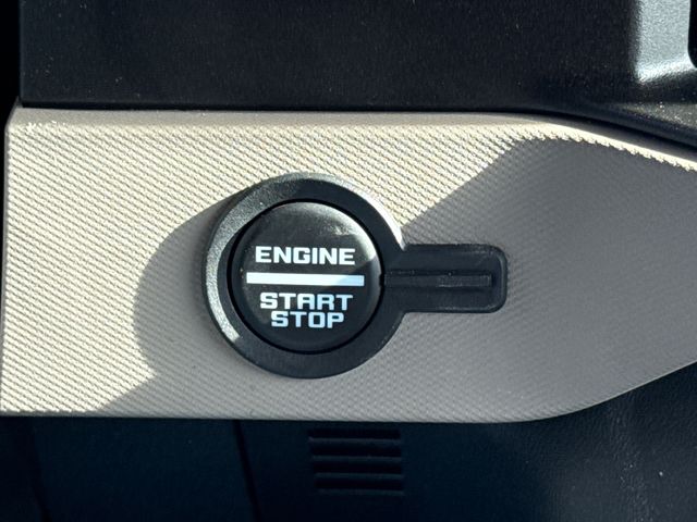 Certified Used 2022 White Ford Wildtrak image 21