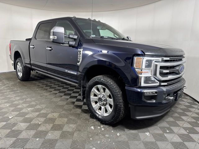 Antimatter Blue Metallic 2022 Ford F-250 Super Duty Platinum Crew Cab 4WD Pickup Truck Four-Wheel Drive Automatic